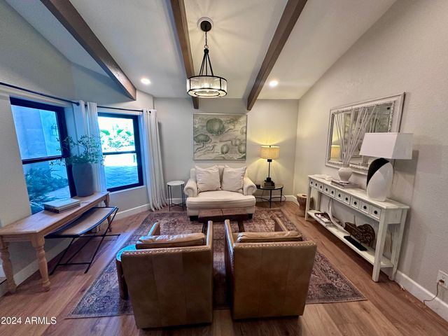 7627 E TURQUOISE Avenue, Scottsdale, AZ 85258