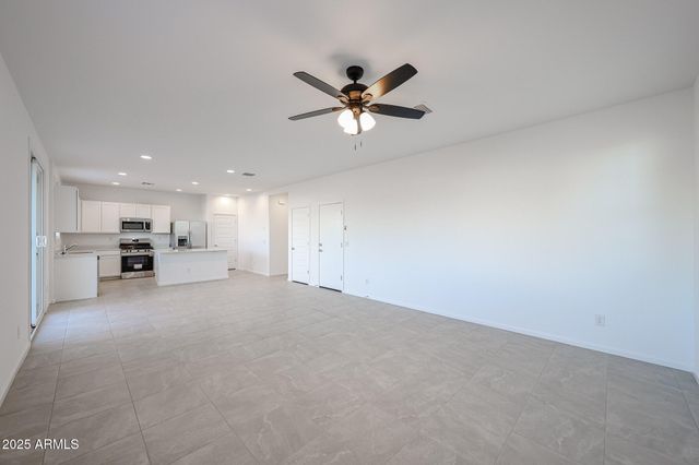 9540 W PINCHOT Avenue, Phoenix, AZ 85037