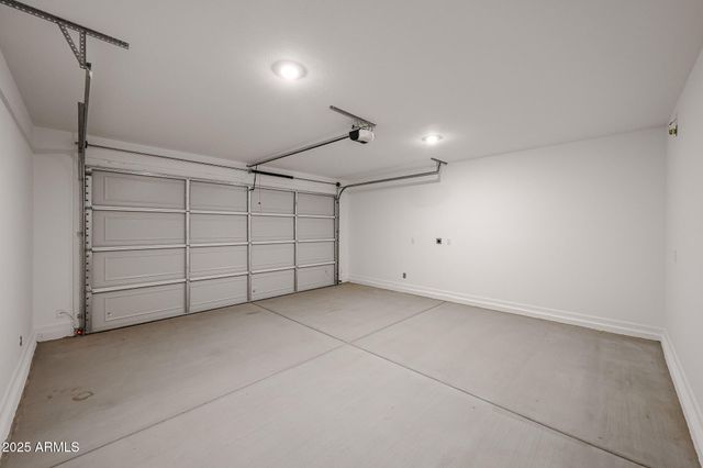 9540 W PINCHOT Avenue, Phoenix, AZ 85037