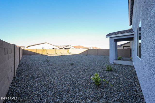 9540 W PINCHOT Avenue, Phoenix, AZ 85037