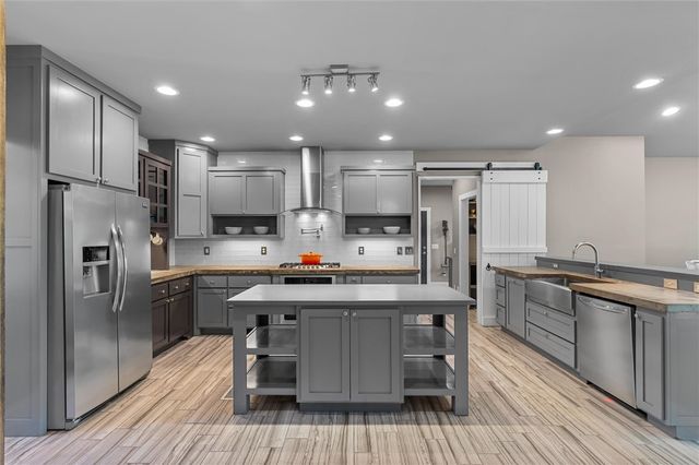 13164 Stoneridge Road, Bentonville, AR 72712