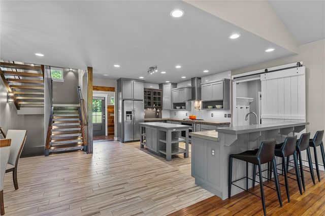 13164 Stoneridge Road, Bentonville, AR 72712