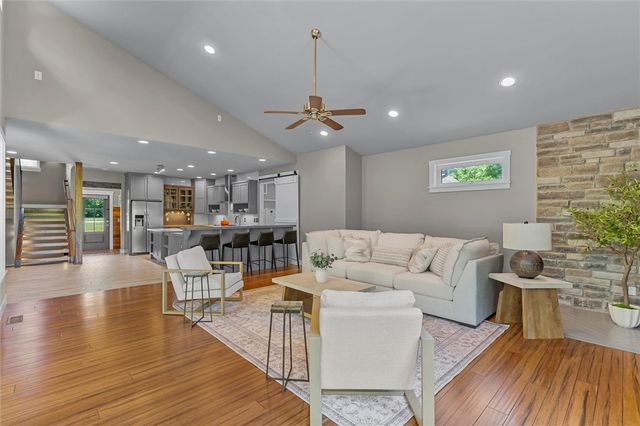 13164 Stoneridge Road, Bentonville, AR 72712