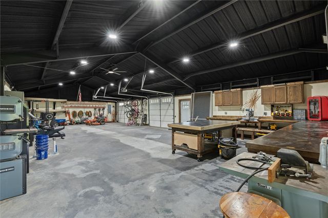 13164 Stoneridge Road, Bentonville, AR 72712