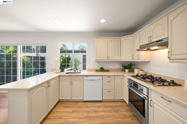 36405 Sereno Cmn, Fremont, CA 94536