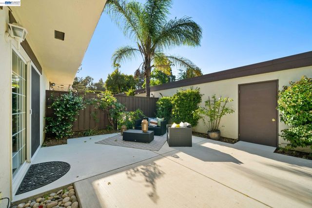 36405 Sereno Cmn, Fremont, CA 94536