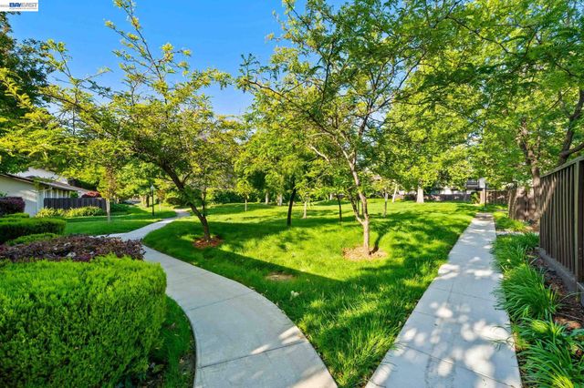 36405 Sereno Cmn, Fremont, CA 94536
