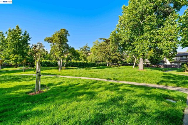 36405 Sereno Cmn, Fremont, CA 94536