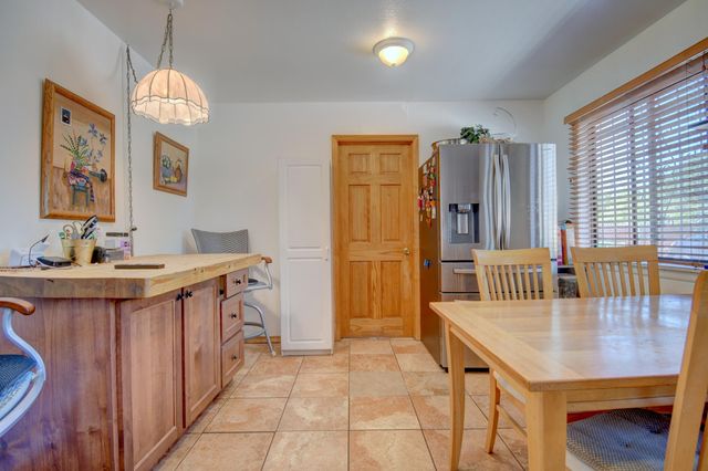 1513 Aragon Road SW, Albuquerque, NM 87105