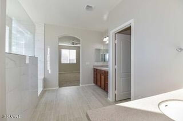 9207 W BENT TREE Drive, Peoria, AZ 85383