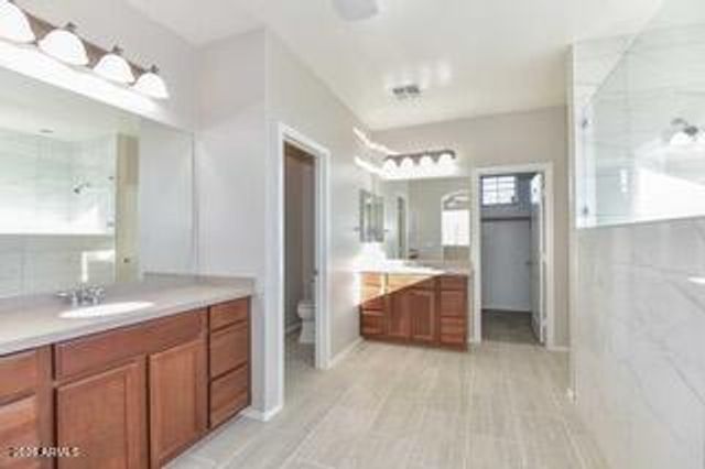 9207 W BENT TREE Drive, Peoria, AZ 85383