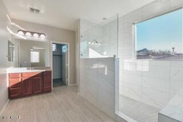9207 W BENT TREE Drive, Peoria, AZ 85383