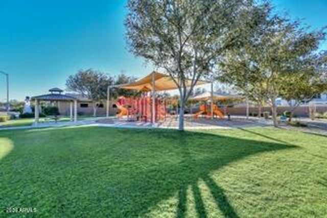 9207 W BENT TREE Drive, Peoria, AZ 85383