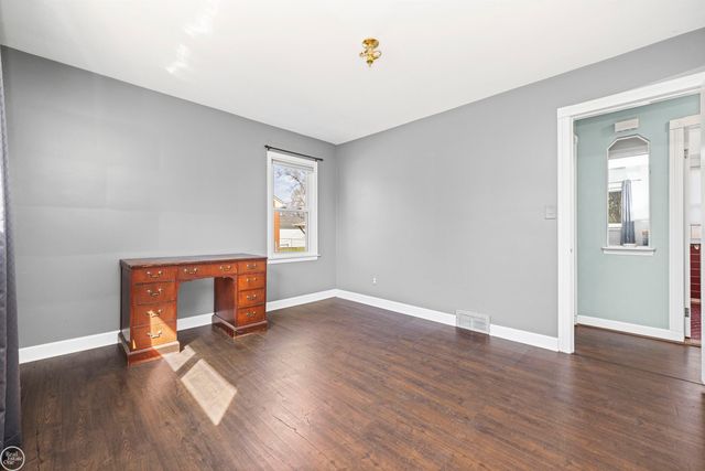 46514 Wright Avenue, Shelby Twp, MI 48317