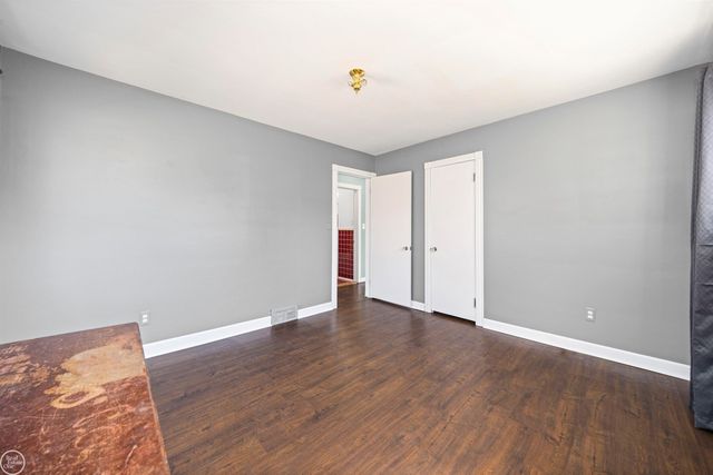 46514 Wright Avenue, Shelby Twp, MI 48317