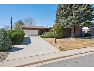 8051 Greenwood Ct, Denver, CO 80221