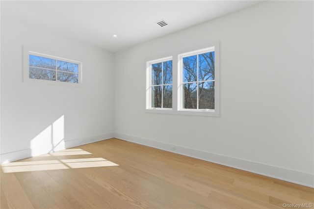 12 Lincoln Street, Sag Harbor, NY 11963