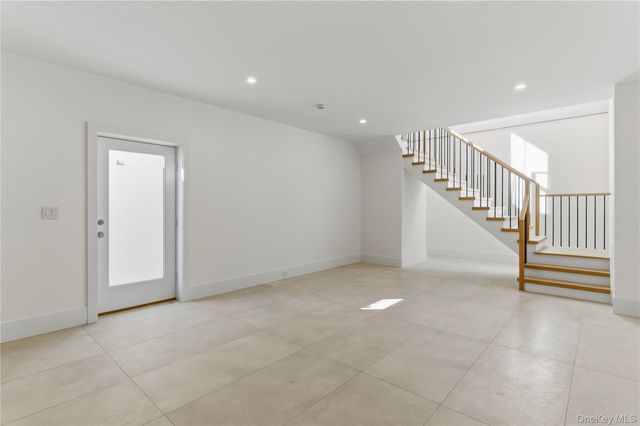 12 Lincoln Street, Sag Harbor, NY 11963