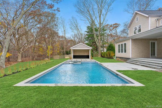 12 Lincoln Street, Sag Harbor, NY 11963