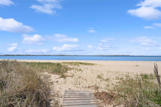 12 Lincoln Street, Sag Harbor, NY 11963