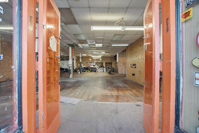 511 3Rd St, Rodeo, CA 94572