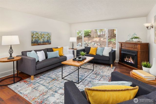 23803 56th Avenue W, Mountlake Terrace, WA 98043