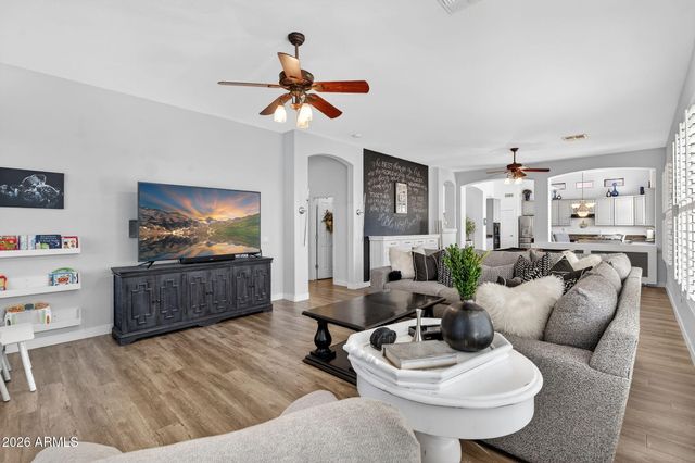 9661 E Greenway Street, Mesa, AZ 85207