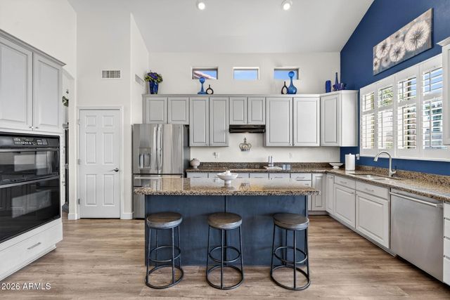 9661 E Greenway Street, Mesa, AZ 85207