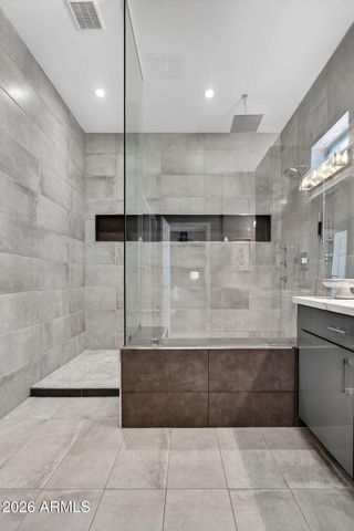 9661 E Greenway Street, Mesa, AZ 85207