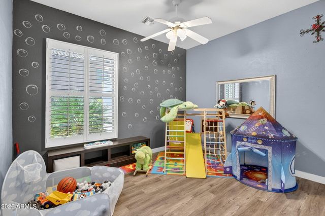 9661 E Greenway Street, Mesa, AZ 85207