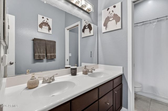 9661 E Greenway Street, Mesa, AZ 85207