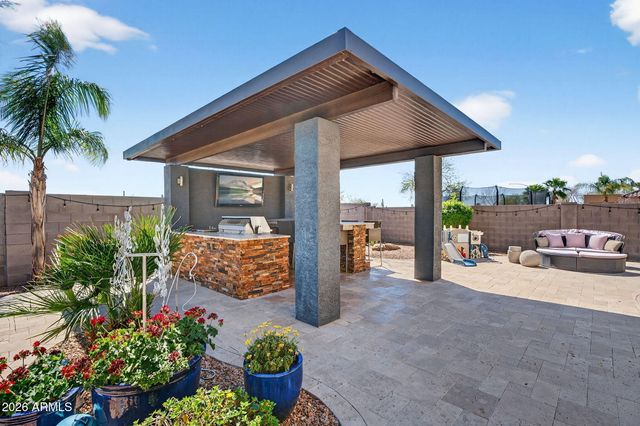 9661 E Greenway Street, Mesa, AZ 85207