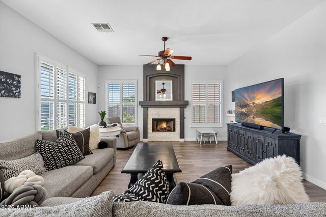 9661 E Greenway Street, Mesa, AZ 85207