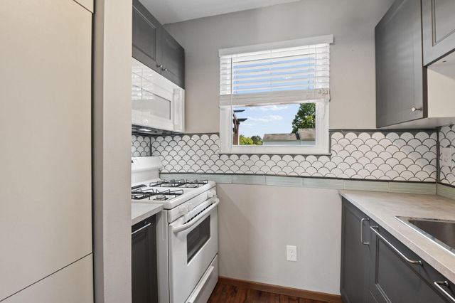 7626 Flynnway Drive, 133, Worthington, OH 43085