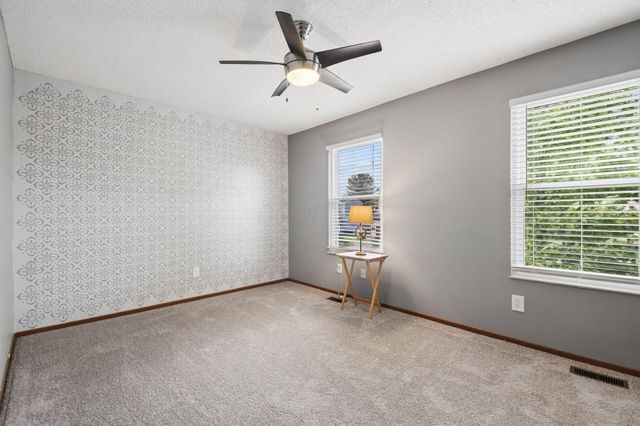 7626 Flynnway Drive, 133, Worthington, OH 43085
