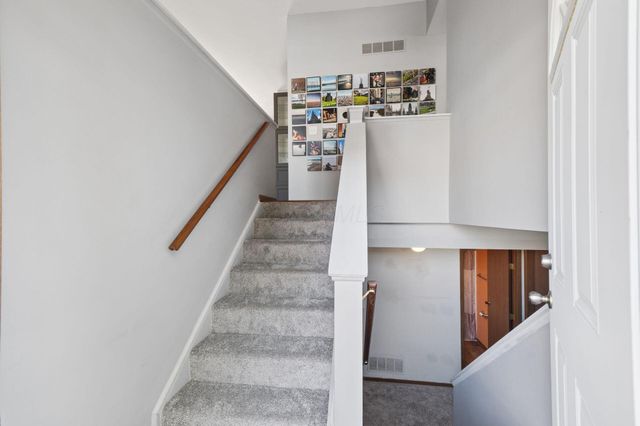 7626 Flynnway Drive, 133, Worthington, OH 43085