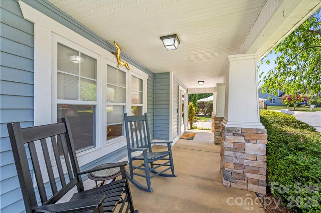 27 Sunview Circle, Arden, NC 28704