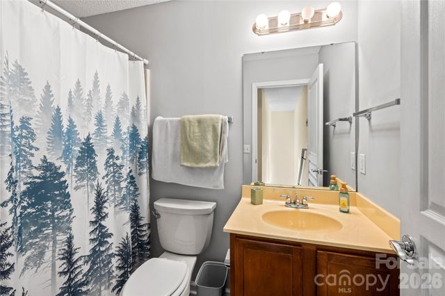 27 Sunview Circle, Arden, NC 28704