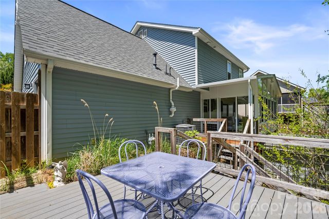 27 Sunview Circle, Arden, NC 28704