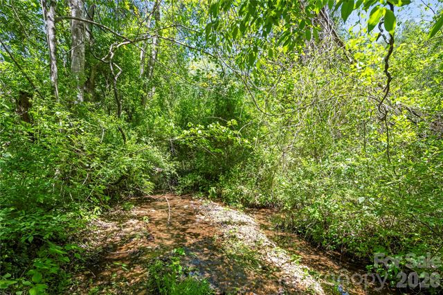 27 Sunview Circle, Arden, NC 28704