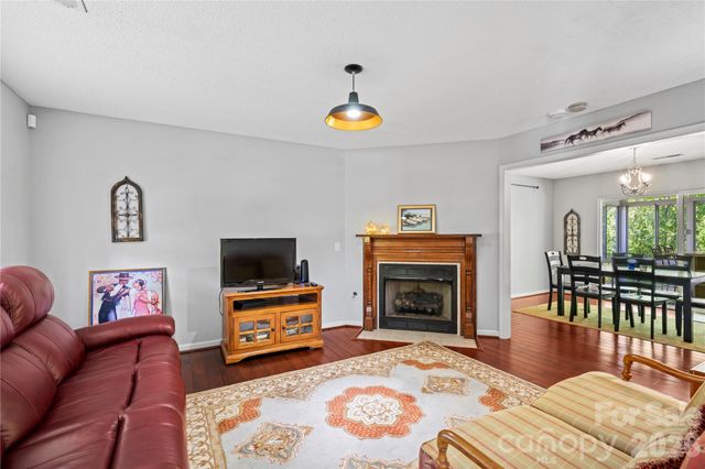 27 Sunview Circle, Arden, NC 28704