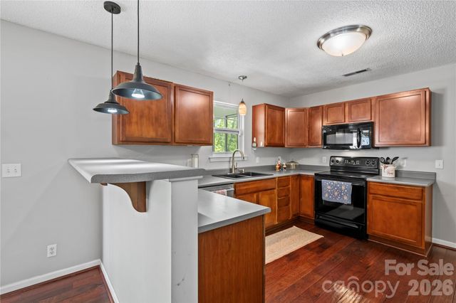 27 Sunview Circle, Arden, NC 28704