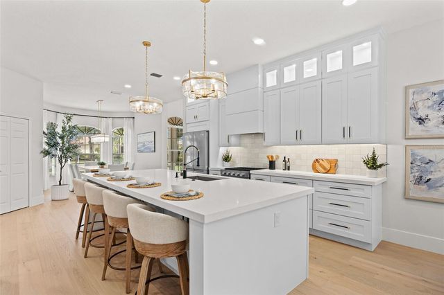 7318 EATON COURT, University Park, FL 34201
