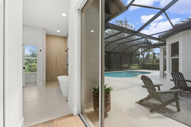 7318 EATON COURT, University Park, FL 34201