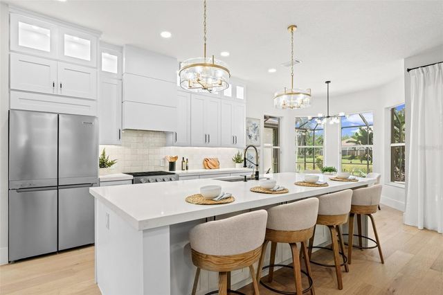 7318 EATON COURT, University Park, FL 34201