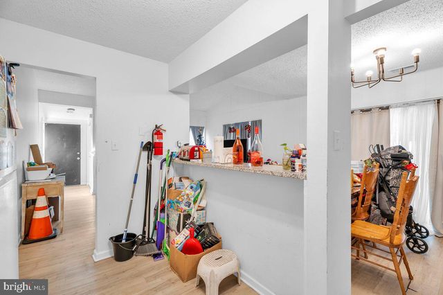 18 CHISWICK DR, Lindenwold, NJ 08021