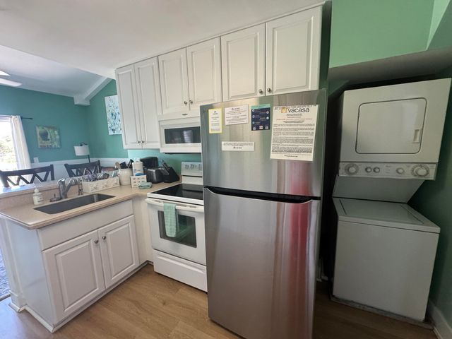 287 Driftwood Lane, Edisto Beach, SC 29438
