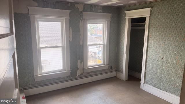 1141 2ND AVE, Hellertown, PA 18055