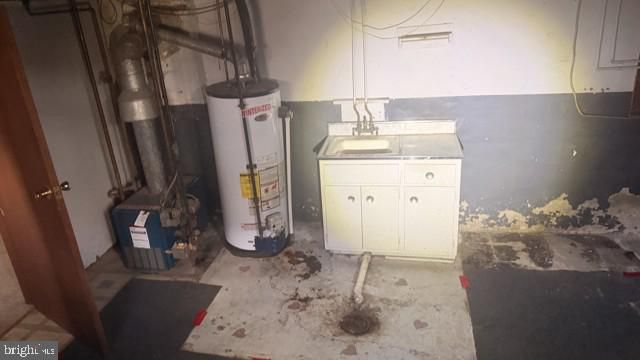 1141 2ND AVE, Hellertown, PA 18055