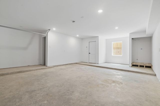 209 Foxshire Lane, Houston, TX 77047